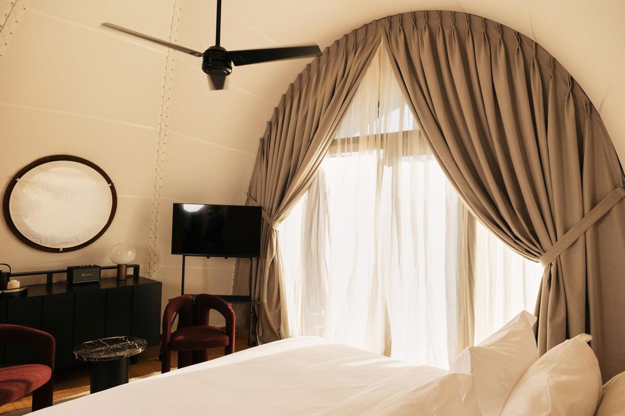91 Athens Riviera, The Resort Екстер'єр фото